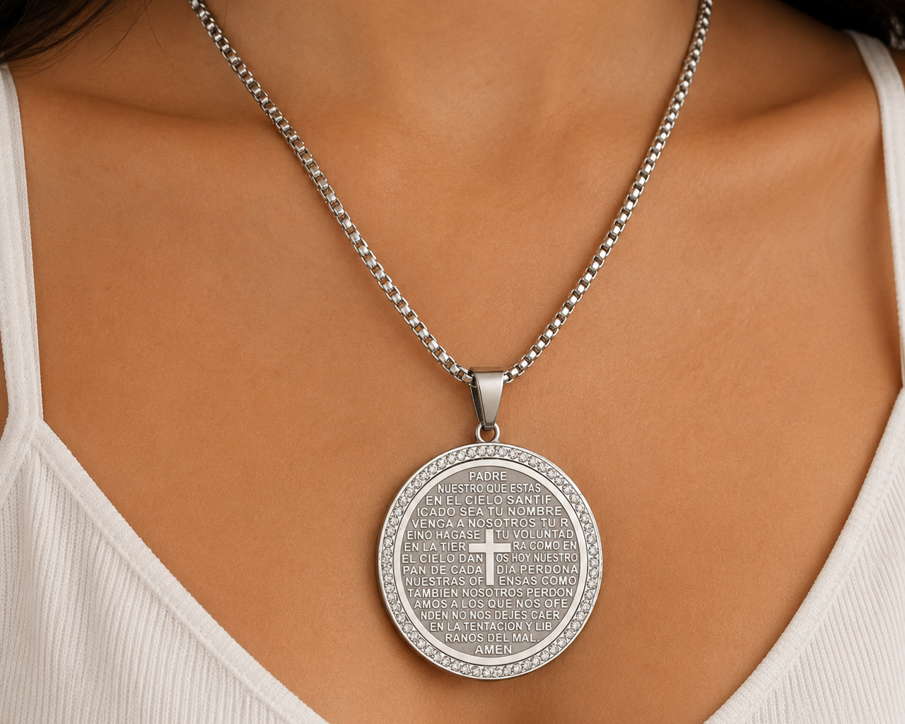 Collar Plateado Padre Nuestro